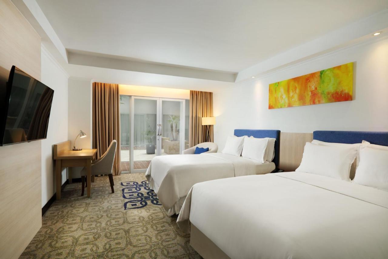 Four Points By Sheraton Makassar Macáçar Exterior foto