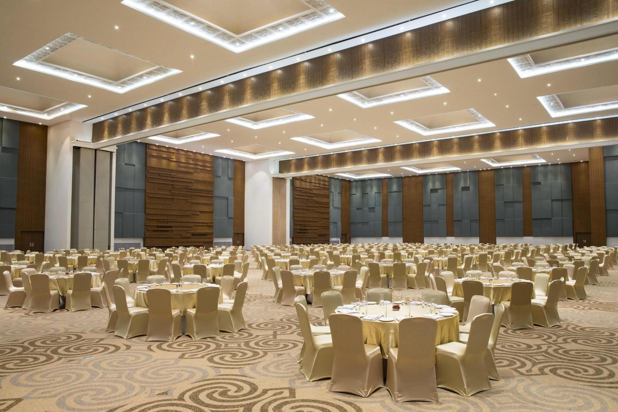Four Points By Sheraton Makassar Macáçar Exterior foto